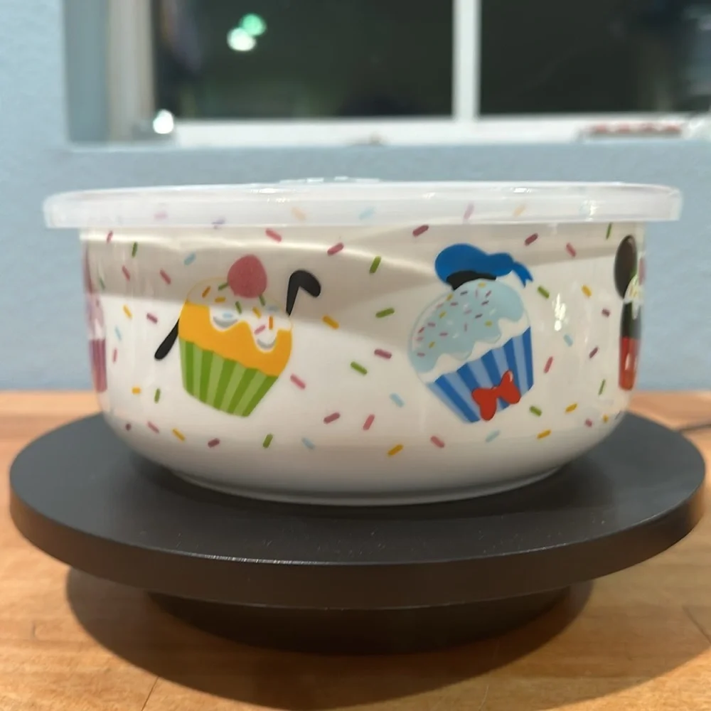 Disney Sweet Treat Covered Bowl Large -Cupcake Theme
